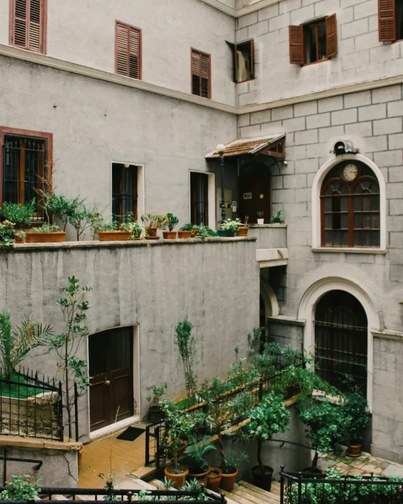 Tani hotel znajdujący się gdzieś w Tajlandii